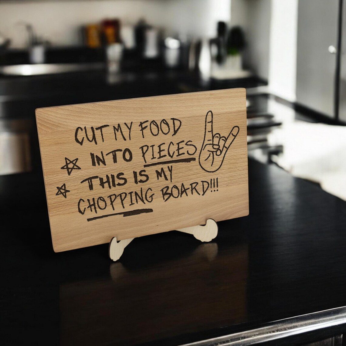 Cut my food into pieces - This is my cutting board - vicces vágódeszka – termékkép